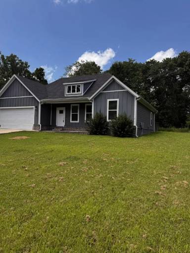 Main picture of 12 Hobkirk Dr