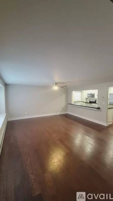 Main picture of 811 Englewood Ave