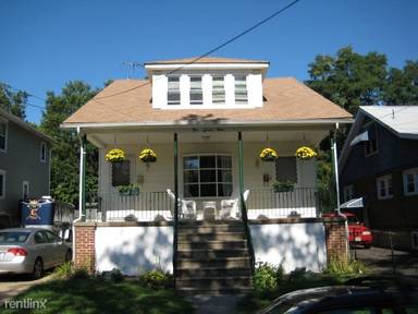 Main picture of 283 Harvard Ave