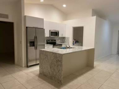Main picture of 2813 3rd St W