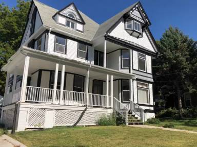 Main picture of 135 Glen Ave