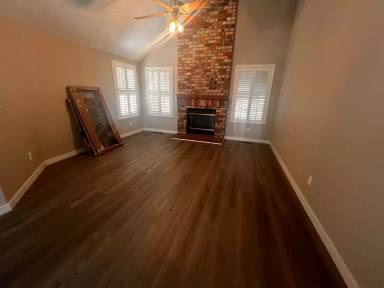 Main picture of 2300 China Ln