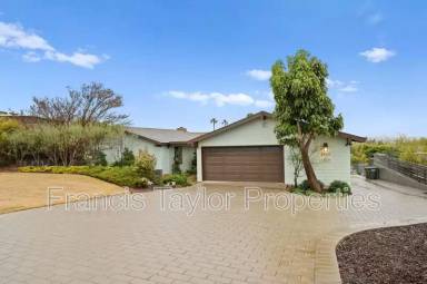 Main picture of 2250 Vista Grande Dr