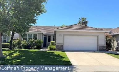 Main picture of 2795 Mallard Way