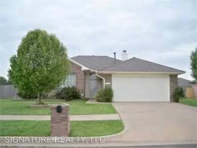 Main picture of 2600 NW 161st St