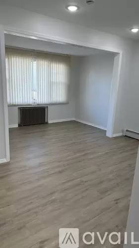 Main picture of 391 Washington Ave