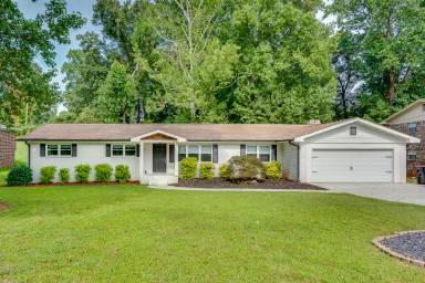 Main picture of 3830 White Haven Dr SE