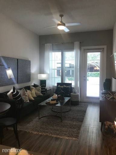 Main picture of 2301 Edgewater Dr