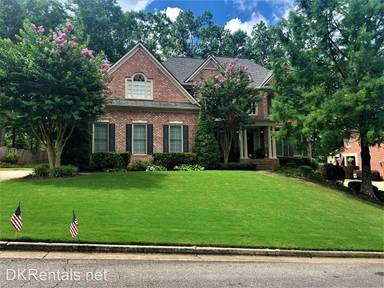 Main picture of 925 Ravenwood Way