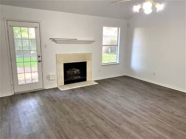 Main picture of 3011 Pheasant Run
