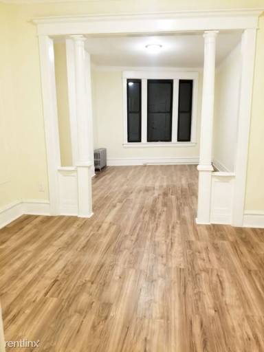 Main picture of 5 3rd Pl