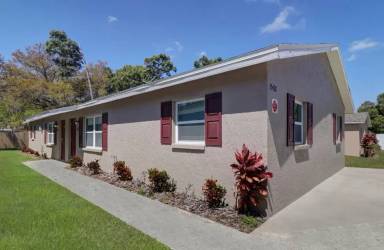 Main picture of 5345 Laurel Pl
