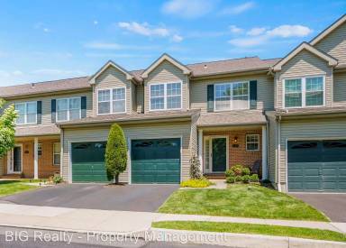 Main picture of 114 Harvard Dr