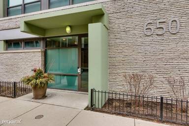 Main picture of Trio Condos