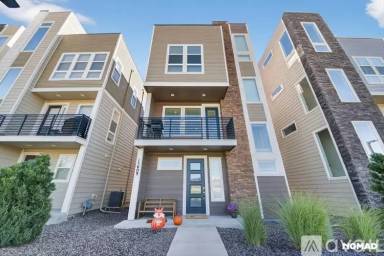 Main picture of 15609 E Broncos Pl