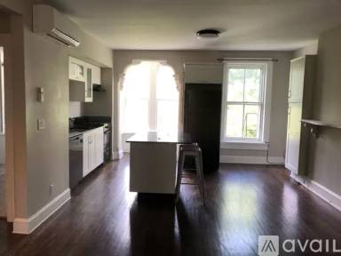 Main picture of 337.5 Madison Ave