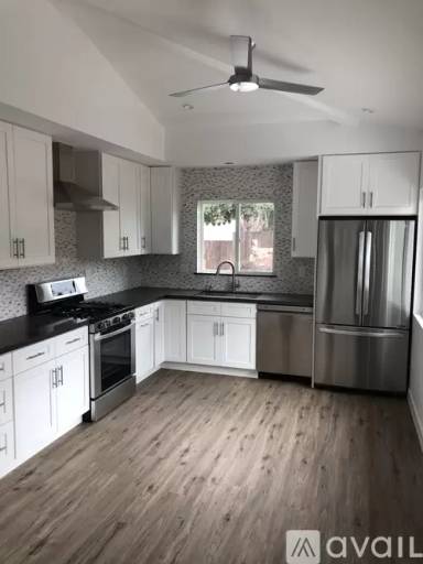 Main picture of 137 E D St