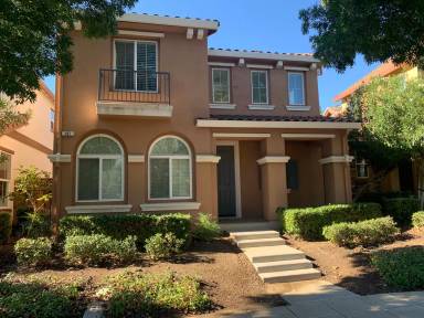Main picture of 161 W Invitar Ln