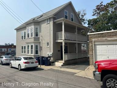 Main picture of 6 Pond St