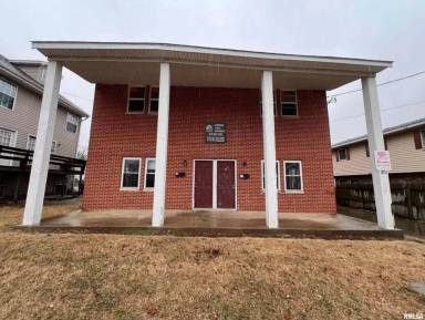 Main picture of 308 W Cherry St