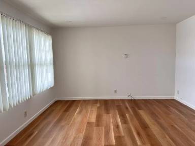 Main picture of 962 Princess Anne Dr