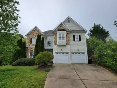 Main picture of 2702 Montcastle Ct