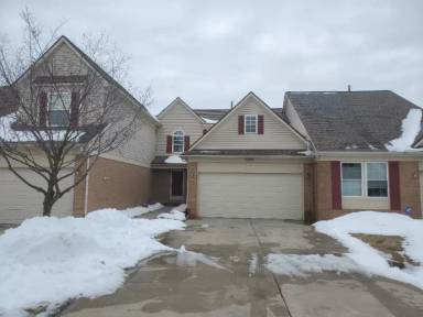 Main picture of 5375 Pine Needle Dr