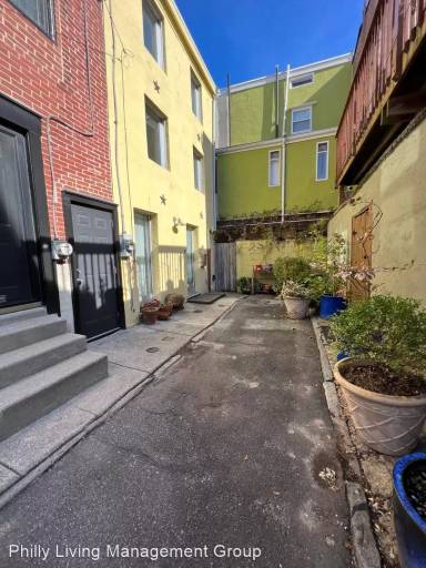 Main picture of 817 Kenilworth St