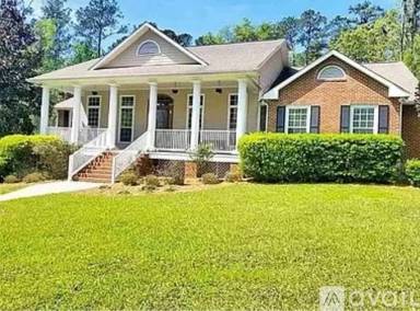 Main picture of 1821 Moon Crest Ln
