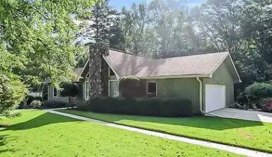 Main picture of 120 Thornton Dr