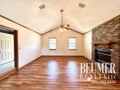 Main picture of 586 Seapine Cir