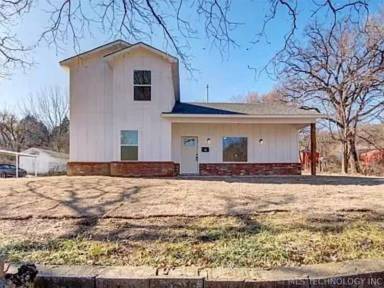 Main picture of 3608 S 31st West Ave