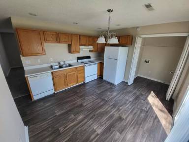 Main picture of 15 Buchanan Sq & 279 Buchanan St Apartments