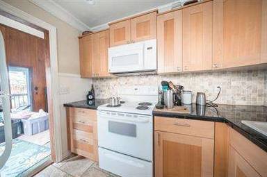 Main picture of 134 Elder Ave