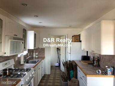 Main picture of 321 Alewife Brook Pkwy