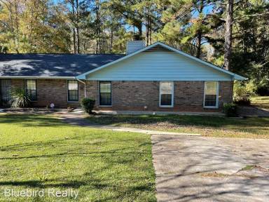 Main picture of 8193 Magnolia Dr