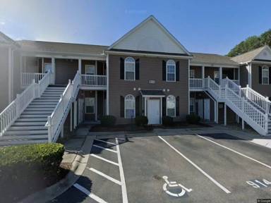 Main picture of 914 Algonquin Dr