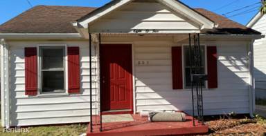 Main picture of 805 Pond St
