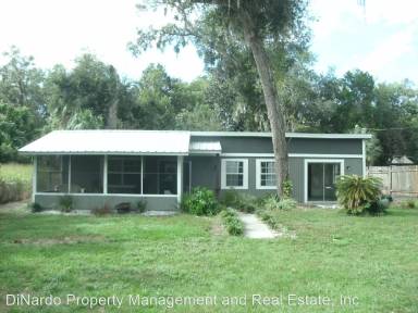 Main picture of 350 N Lakeview Dr