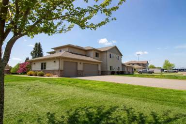 Main picture of 1201 N Memorial Dr