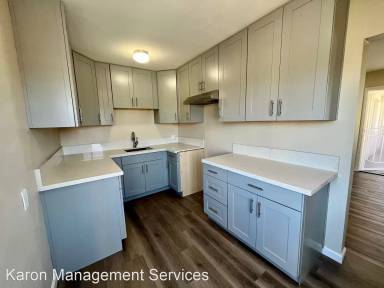 Main picture of 4134 Manhattan Beach Blvd