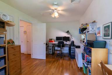 Main picture of 4813 Walton Ave