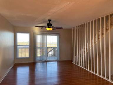 Main picture of 141 Sea Gull Ln