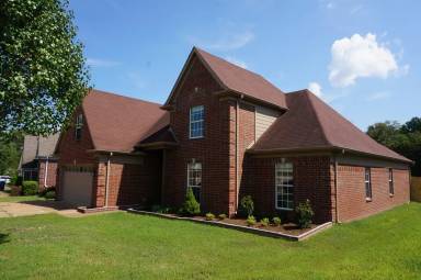 Main picture of 7853 Parkmont Dr