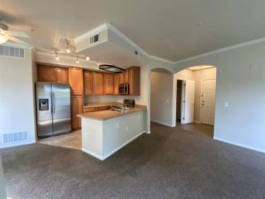 Main picture of 1821 S Dunkirk St