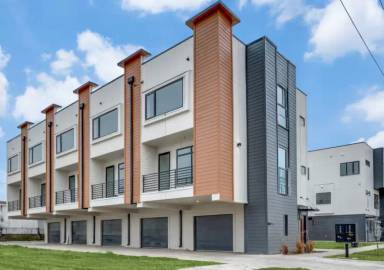 Main picture of 1016 Bryan Ave