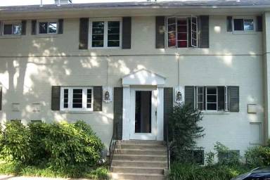 Main picture of 5352 Pooks Hill Rd
