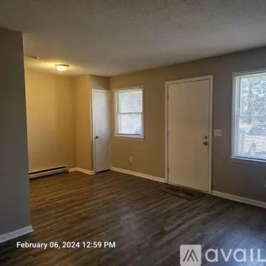 Main picture of 2705 McArthur Dr