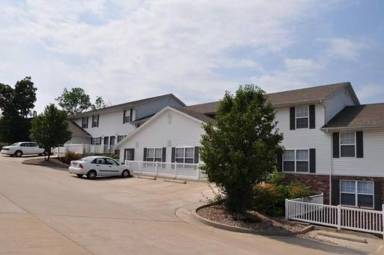 Main picture of 221 N Ventura Ave