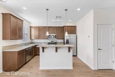 Main picture of 2317 Snow Canyon Dr